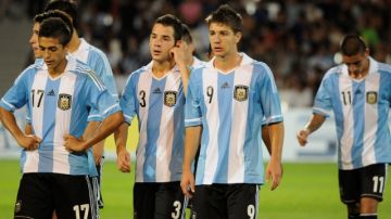 La tristeza reflejada en los juveniles argentinos los cuales habían sido considerados como favoritos para vencer a Chile y fracasaron.