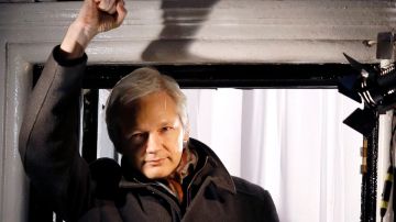 El gobierno de Ecuador confía en libertad de Julian Assange y espera noticias durante el primer trimestre de 2013.