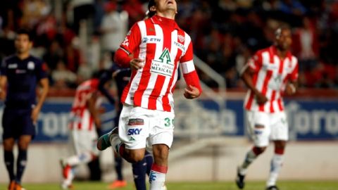Víctor Lojero, de Necaxa, celebra su anotación ante Altamira en juego correspondiente a la fecha 2 del Ascenso MX.