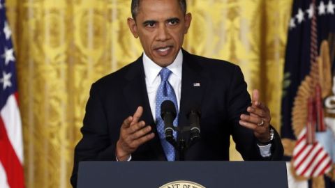 Obama aseguró que la tarea de reducir el déficit no se consigue únicamente a través de recortes al gasto público.