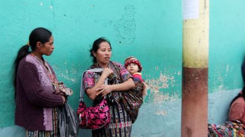 En 2012, de acuerdo con las estadísticas del Instituto Nacional de Ciencias Forenses (Inacif), fueron asesinadas en Guatemala un total de 708 mujeres.