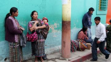 En 2012, de acuerdo con las estadísticas del Instituto Nacional de Ciencias Forenses (Inacif), fueron asesinadas en Guatemala un total de 708 mujeres.