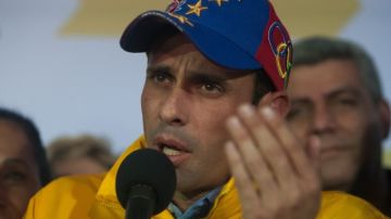 El gobernador del estado Miranda, Henrique Capriles hizo un llamado a que regrese el presidente Chávez.