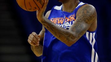 La estrella de los Knicks,  Carmelo Anthony,  durante la práctica en el  02 Arena de Londres, donde jugarán hoy ante los Pistons de Detroit.