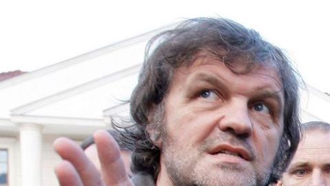 La bella actriz italiana Mónica Bellucci protagonizará el nuevo filme del realizador serbio Emir Kusturica.