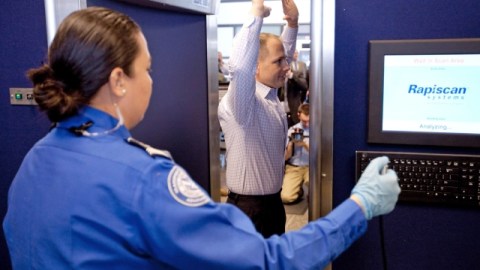 La Oficina de Seguridad en el Transporte retirará los 174 escáneres de retrodispersión de los 30 aeropuertos en los que son utilizados.