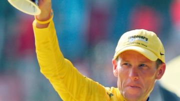 Lance Armstrong dice que nunca forzó ni presionó a sus compañeros de equipo para se se dopasen.