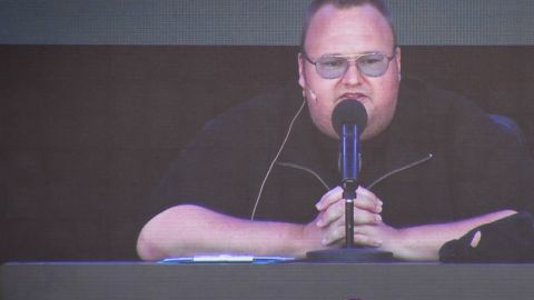El pintoresco empresario Kim Dotcom dio a conocer el portal "Mega".