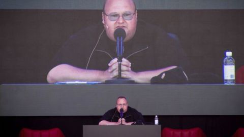El pintoresco empresario Kim Dotcom dio a conocer el portal "Mega".