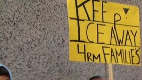 Imágenes de la marcha realizada hoy en el centro de Chicago.