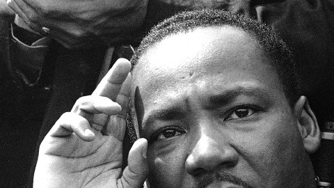 En foto de septiembre de 1963, el  Dr. Martin Luther King Jr. durante una conferencia de prensa en Birmingham, Alabama.