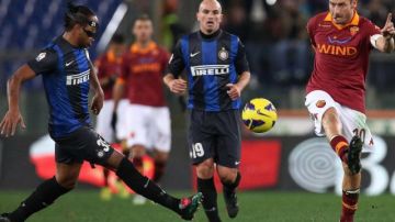 Roma derrotó 2-1 a Inter de Milán, en el juego de ida, de semifinales, de la Copa Italia