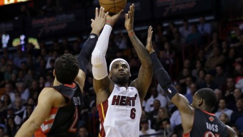 Heat de Miami se impuso 123-116 a Raptors de Toronto, en tiempo extra