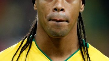 Ronaldinho  jugará ante Inglaterra.