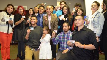 Varios jóvenes hispanos de Illinois ya se benefician del programa de Acción Diferida.