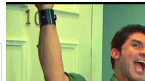 Escena del video que ha generado distintas opiniones.