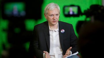 Filtran a WikiLeaks guión de cinta sobre Assange y éste afirmó ante la sociedad de debates Oxford Union que será irrelevante.