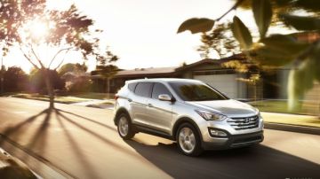 El nuevo Hyundai Santa Fe es uno de los todoterrenos medianos de mejor rendimiento.