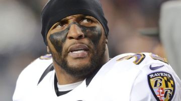 Ray Lewis, de los Ravens de Baltimore, confïa en el triunfo de su equipo en el Super Bowl de Nueva Orleans.