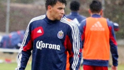 Carlos Álvarez espera dar muchas satisfacciones a su familia y a los afi- cionados en su primera campaña con Chivas USA.