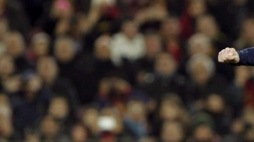 Lionel Messi marcó cuatro goles  en el triunfo  de Barcelona 5-1 sobre  el Osasuna, mientras Cristiano Ronaldo aportó tres en la victoria del Real Madrid 4-0 ante Getafe.