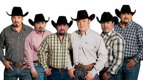 Intocable, que actuará en LA, debutó en 1994.