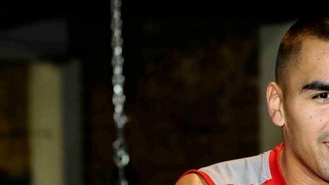 Una semana intensa de entrenamiento, conferencia de prensa y el pesaje final el jueves es lo que vive por estos días el mexicano Carlos "King" Molina.