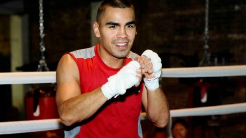 Una semana intensa de entrenamiento, conferencia de prensa y el pesaje final el jueves es lo que vive por estos días el mexicano Carlos "King" Molina.