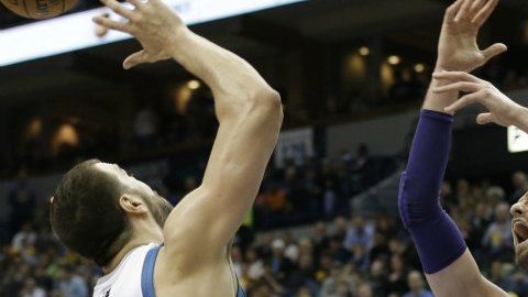 Paul Gasol fue titular y lideró el triunfo de los Lakers sobre Timberwolves