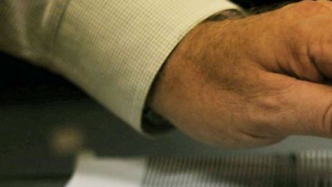 El servicio de alerta de Tsunamis del Pacífico alertó de un posible tsunami a causa de un terremoto en las islas Salomón.