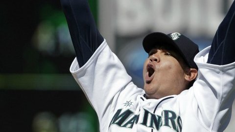 El pitcher venezolano Félix Hernández aspira a ser el mejor pagado en la historia