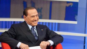 El juicio que se sigue al ex primer ministro italiano, Silvio Berlusconi por fraude discal seguirá hasta después de elecciones.