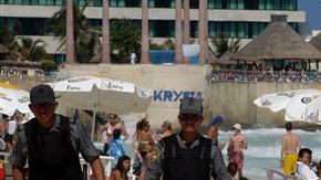 La fiscal del estado dijo que los agresores aún no han sido identificados, y señaló que en el caso trabajan autoridades municipales, de Guerrero y del Gobierno federal.