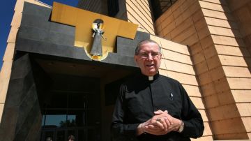 El cardenal Roger Mahony.