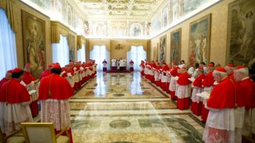 Benedicto XVI anunció su renuncia ayer  durante una reunión con cardenales.