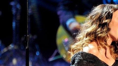 Kany García es uno de los talentos jóvenes que tiene el talento y la sensibilidad de componer con la calidad de antaño.