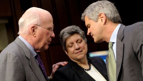 Los recortes de presupuesto afectarán control de inmigración, según la secretaria de Seguridad Interna, Janet Napolitano.