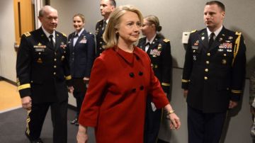 La ex secretaria de Estado, Hillary Clinton, recibió el máximo honor civil del Pentágono el día de hoy.