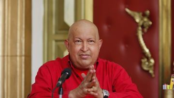 Hugo Chávez cuando participaba de un acto con miembros de su partido en el Palacio de Miraflores de Caracas en el 2011.