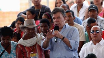 El 60,4% de los colombianos no votaría la reelección del presidente Juan Manuel Santos, revela un sondeo.