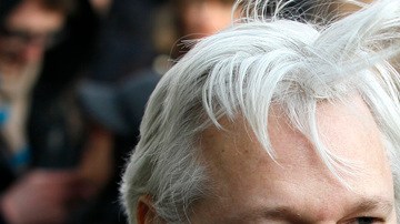 Julian Assange  está refugiado en la embajada de Ecuador en Londres desde  junio pasado.