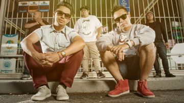 Hijos de uno de Los Tigres del Norte, Raúl y Mexia lanzarán su disco de presentación intitulado 'Arriba y Lejos'.