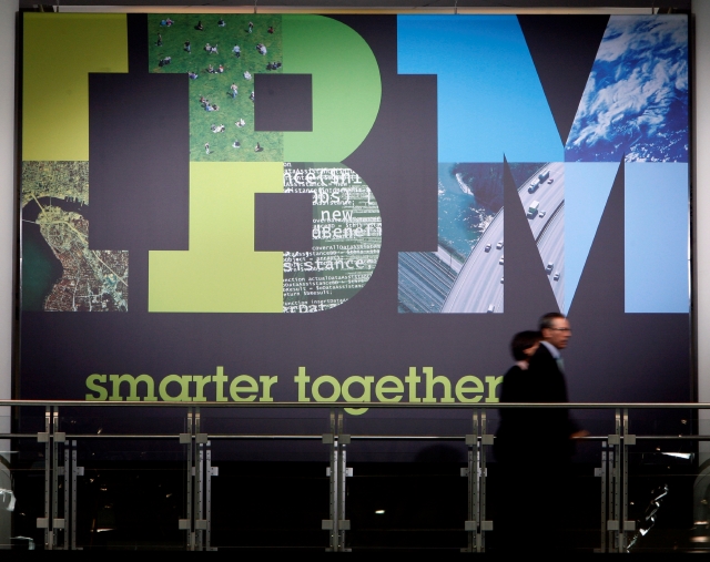 IBM trabaja con  AT&T para ofrecer a los desarrolladores herramientas para crear aplicaciones móviles.