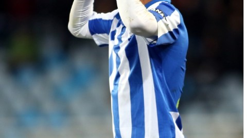 El artillero mexicano Carlos Vela llega a la misma cantidad de anotaciones  que el número que utiliza en su uniforme: 11.