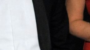 Ben Affleck acepta el premio de 'Argo' a la mejor película.