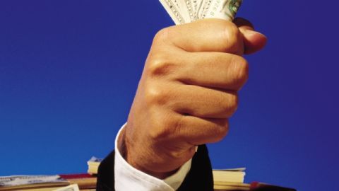 Ahorrar dinero es una buena costumbre y sirve para el futuro de toda la familia.
