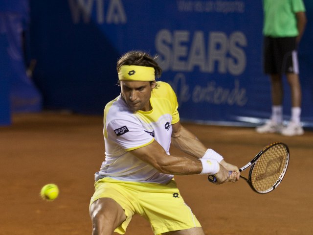 El tenista español David Ferrer debutó con el pie derecho en el Abierto Mexicano