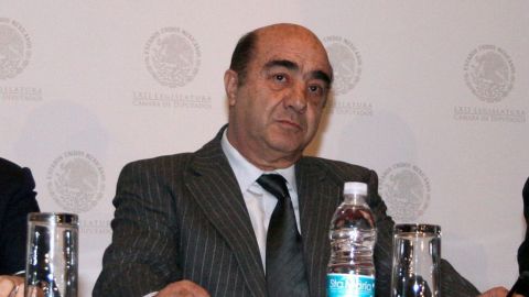 Murillo enlista irregularidades de Elba Esther Gordillo.