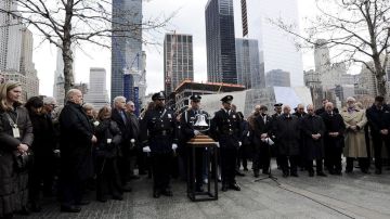 Conmemoran 20 aniversario de atentado en el desaparecido World Trade Center de Nueva York.