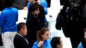 Vista general de los presentes en el puesto de Samsung en el Mobile World Congress.